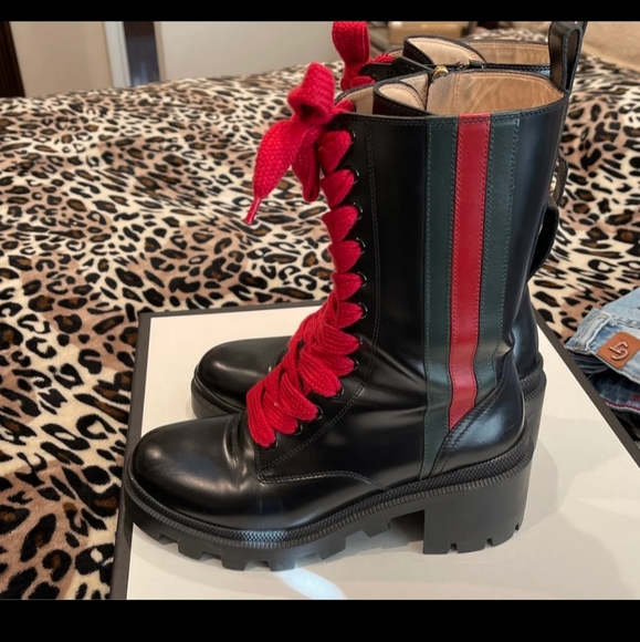 GUCCI TRIP STRIPED ANKLE BOOT - Picture 3 of 9